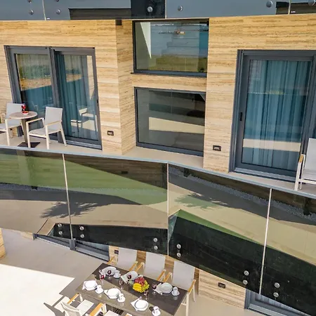 Holiday home Cozy In With Heated Swimming Pool